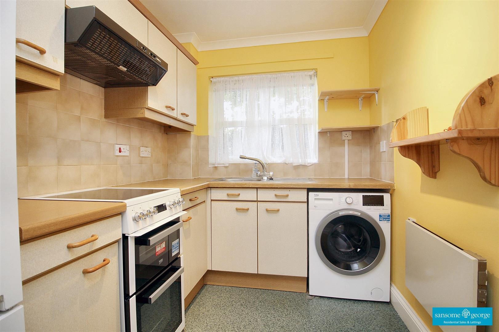 1 bed property in Burghfield Road, Reading